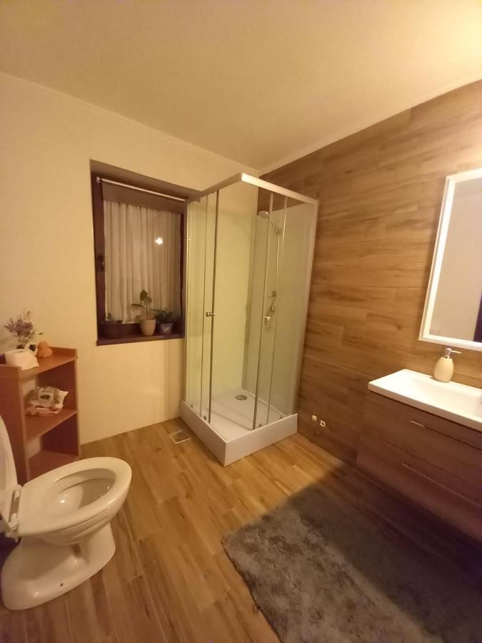Casuta Din Deal Targu Neamt Eksteriør bilde